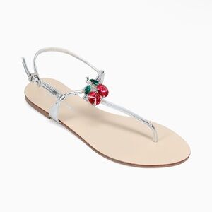 Maithë Silver Metallic Thin Thong Ankle Strap Cherry Sandals, size 7